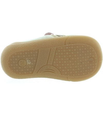 Weak ankles in kids bedroom slippers 