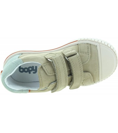 Kids with feet problems special shoes 