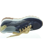 Fixing overpronation in kids yellow sneakers 