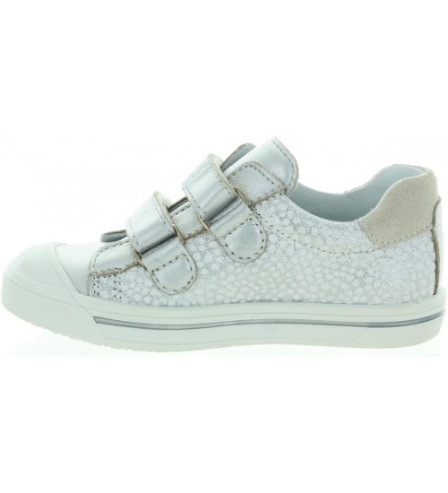 Girls summer shoes good for orthodics 