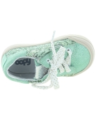 Italian shoes to prevent toe walking in kids