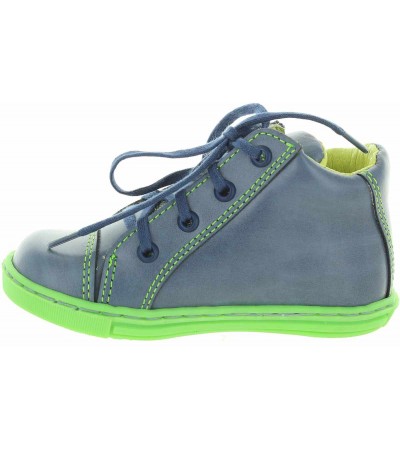 Shoes for toddlers in blue leather 