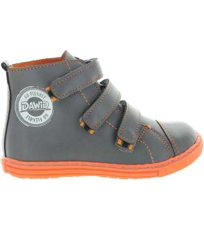 Hard soles boots for boys to stop toe walking