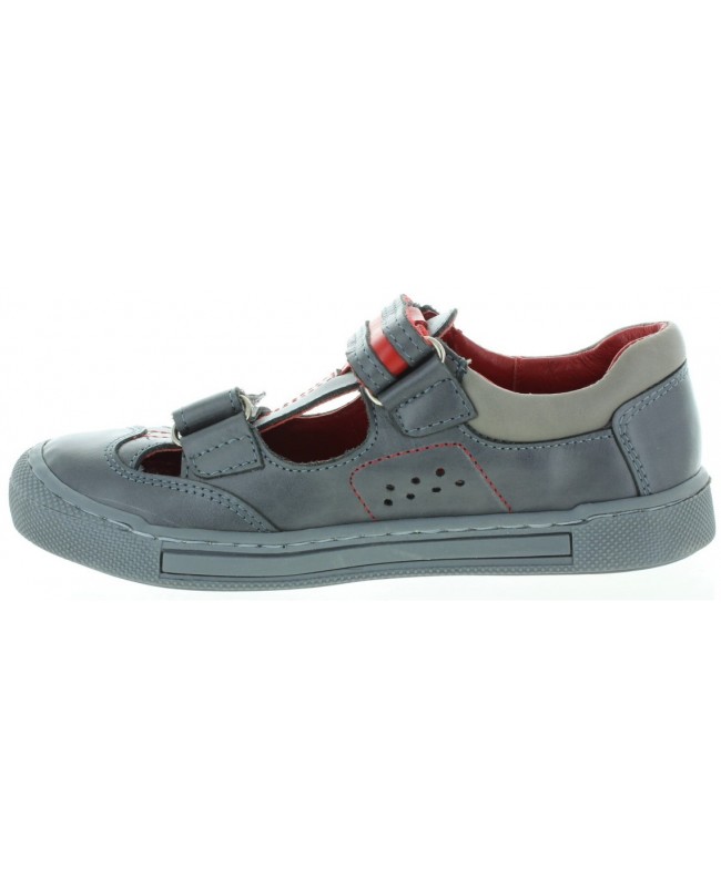 Sandals for a child with heel support that are orthopedic