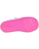 Girls sandals with closed heel