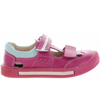 Child with heel support orthopedic sandals