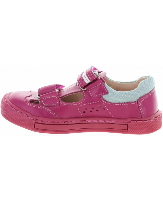 Child with heel support orthopedic sandals