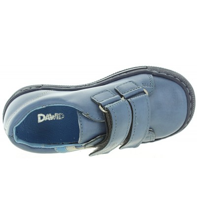Kids feet with low arches best shoes