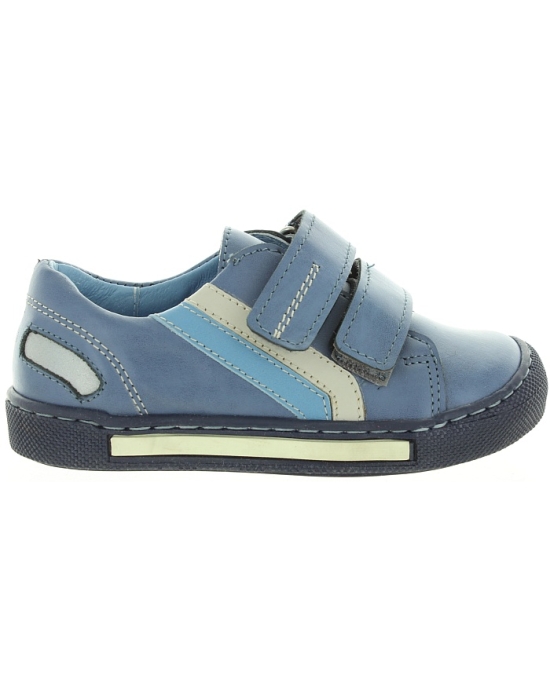Best blue shoes for boys feet with flat low arches 