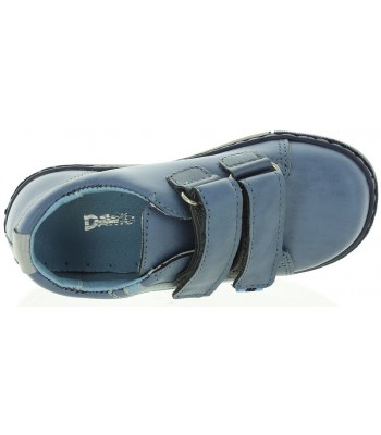 Orthopedic sneakers for a boy