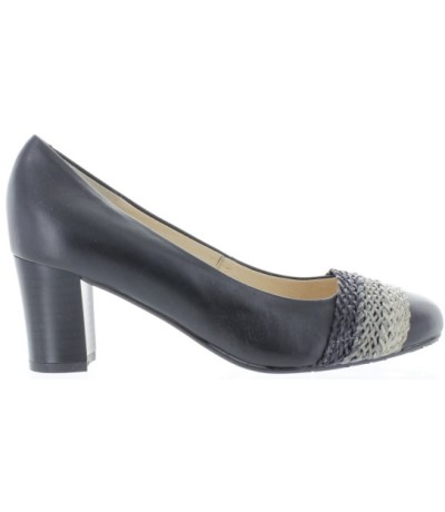 Low heel European womens footwear