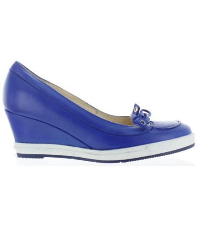 Adult wedge European shoes in blue leather 