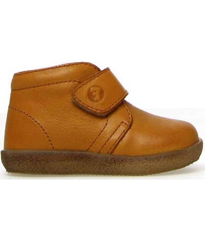 Child leather boots to stop Tiptoes with high arches Child leather boots to stop Tiptoes with high arches