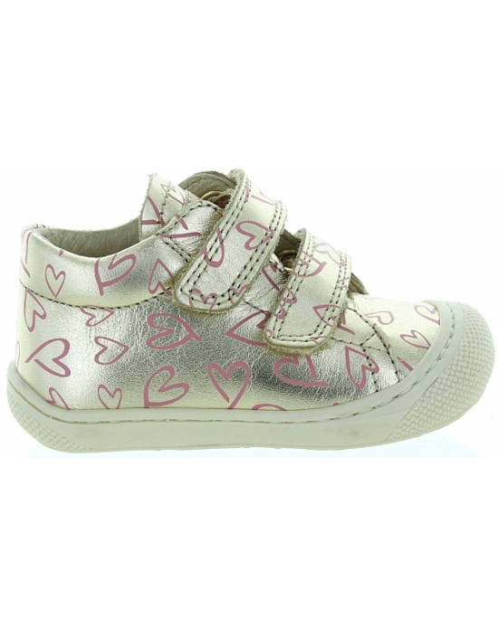 Sneakers with flexible soles for gym in gold leather 