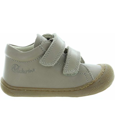 Beige natural leather soft shoes for new walkers 