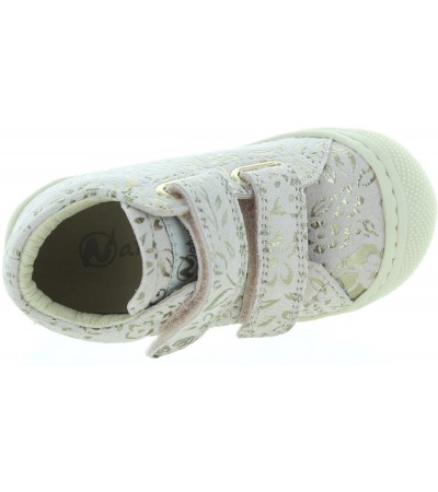 Sneakers for a girls with soft soles 