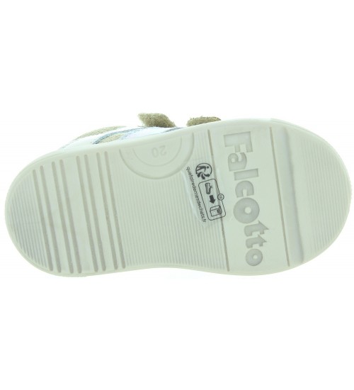 Leather footwear for girl with high instep  