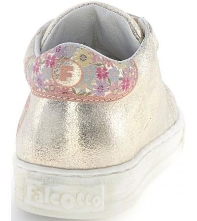 Good support girls gold shoes