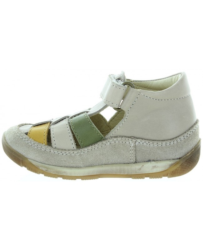 Sandals for boy with good arches