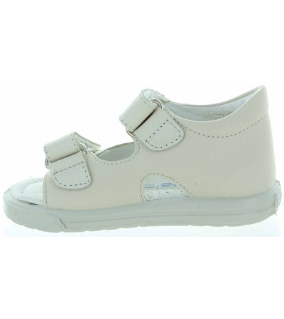 Boys sandals for wide feet and high instep