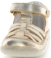 Buying first shoes for baby