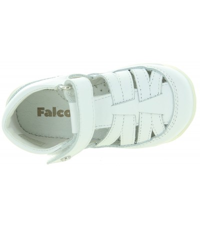 High top sandals for a baby girl corrective