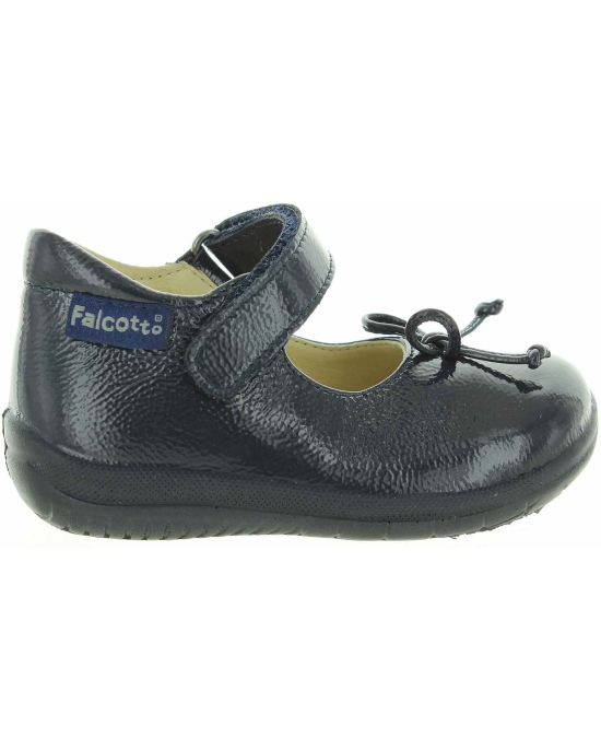 High arch shoes for a new walking baby 