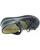 High arch shoes for a new walking baby 