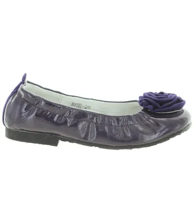 Good leather support shoes that stay on kids feet