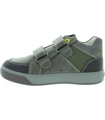 Sale with arches for pediatric boots