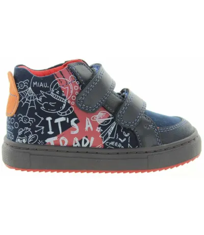 Knocked knees corrective shoes for boys