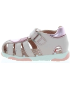 Closed toe baby girl sandals with support 