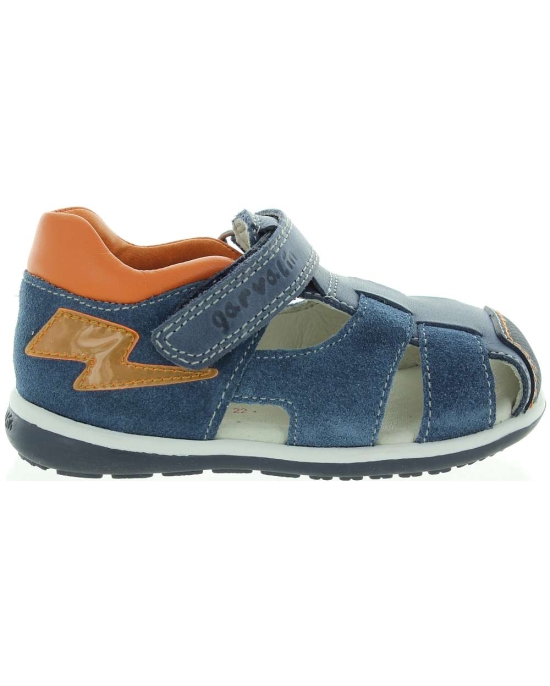 Ankle form boys sandals with closed toes