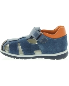 Ankle form boys sandals with closed toes