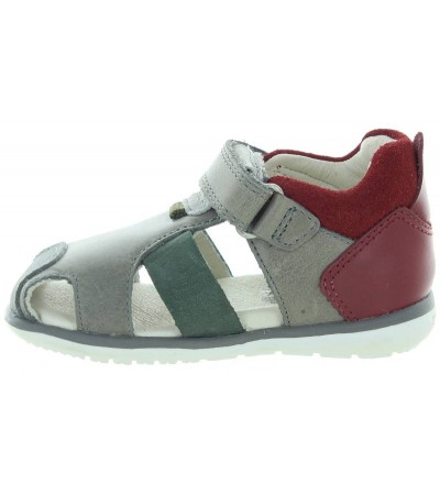Child Garvalin sandals to fix pronated ankles