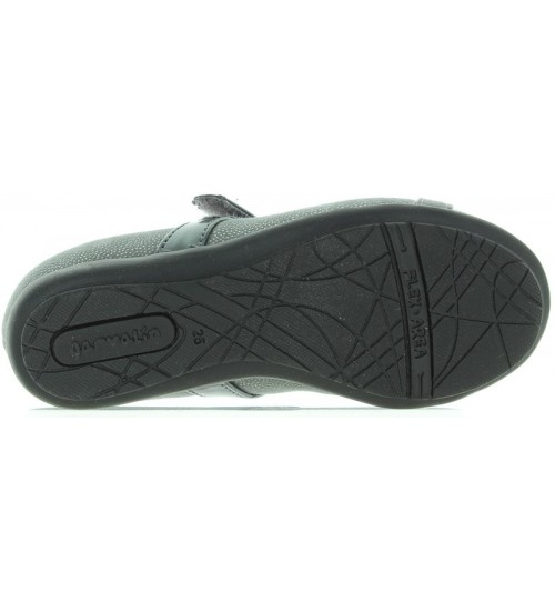 Shoes for toddlers with overpronation and narrow feet
