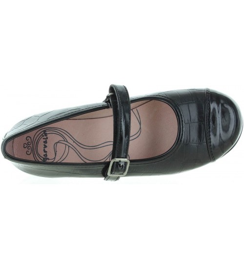Black leather narrow with girls shoes 
