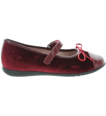 Wanda Red