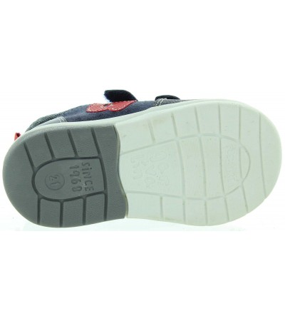 Anti sweat sneakers for toddler feet 