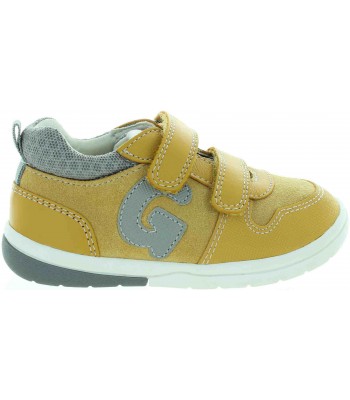 Sneakers for a toddler that are yellow leather 