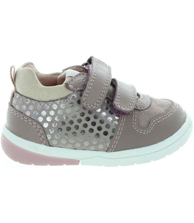 Flexible purple leather sneakers for toddler girls 