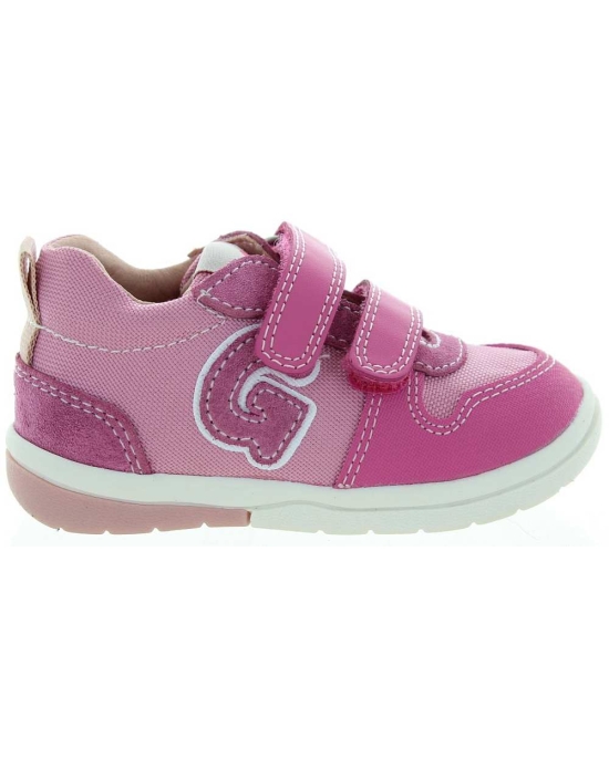 Baby leather sneakers learning to walk 