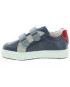 Blue child sneakers made with leather and good support