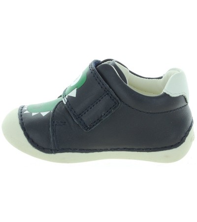 Walking sneakers with arches for toddler 