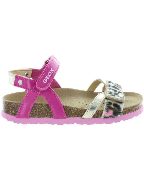 Sporty quality sandals for a girl with high arches