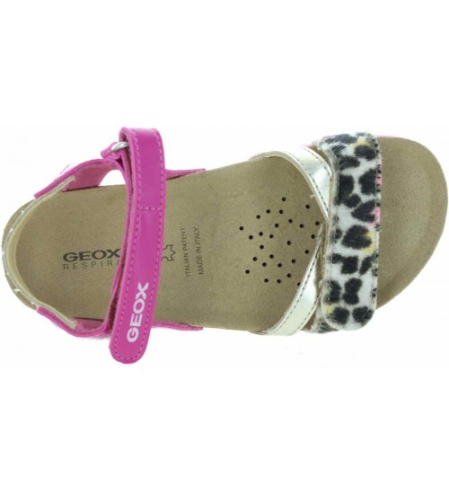 Sandals with high arches for wide feet 
