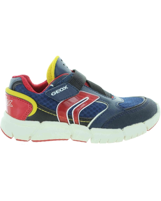 Boys sneakers with good arch