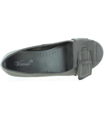 Wide feet European flats in gray leather