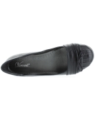 Woman or teen black flats for wide feet 