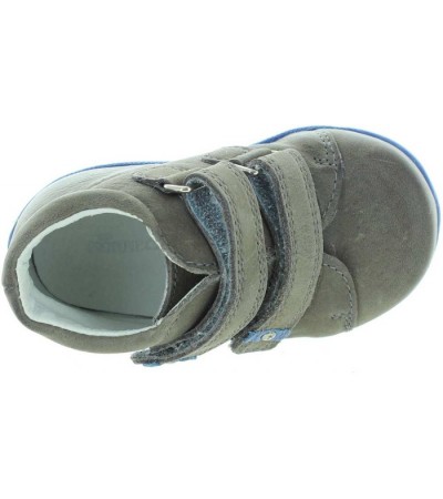 Corrective shoes for kids for foot turning in